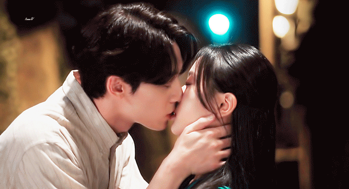 《九尾狐》張基龍超飢渴吻戲羞爆！上半年韓劇經典吻戲，《文森佐》吻得比劇本還激烈？